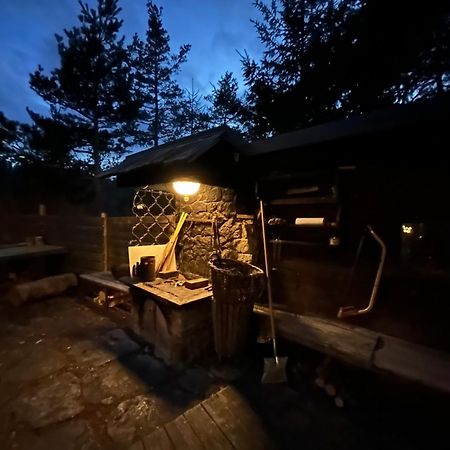 Ferienhaus Im Wald Edelschrott Exteriör bild