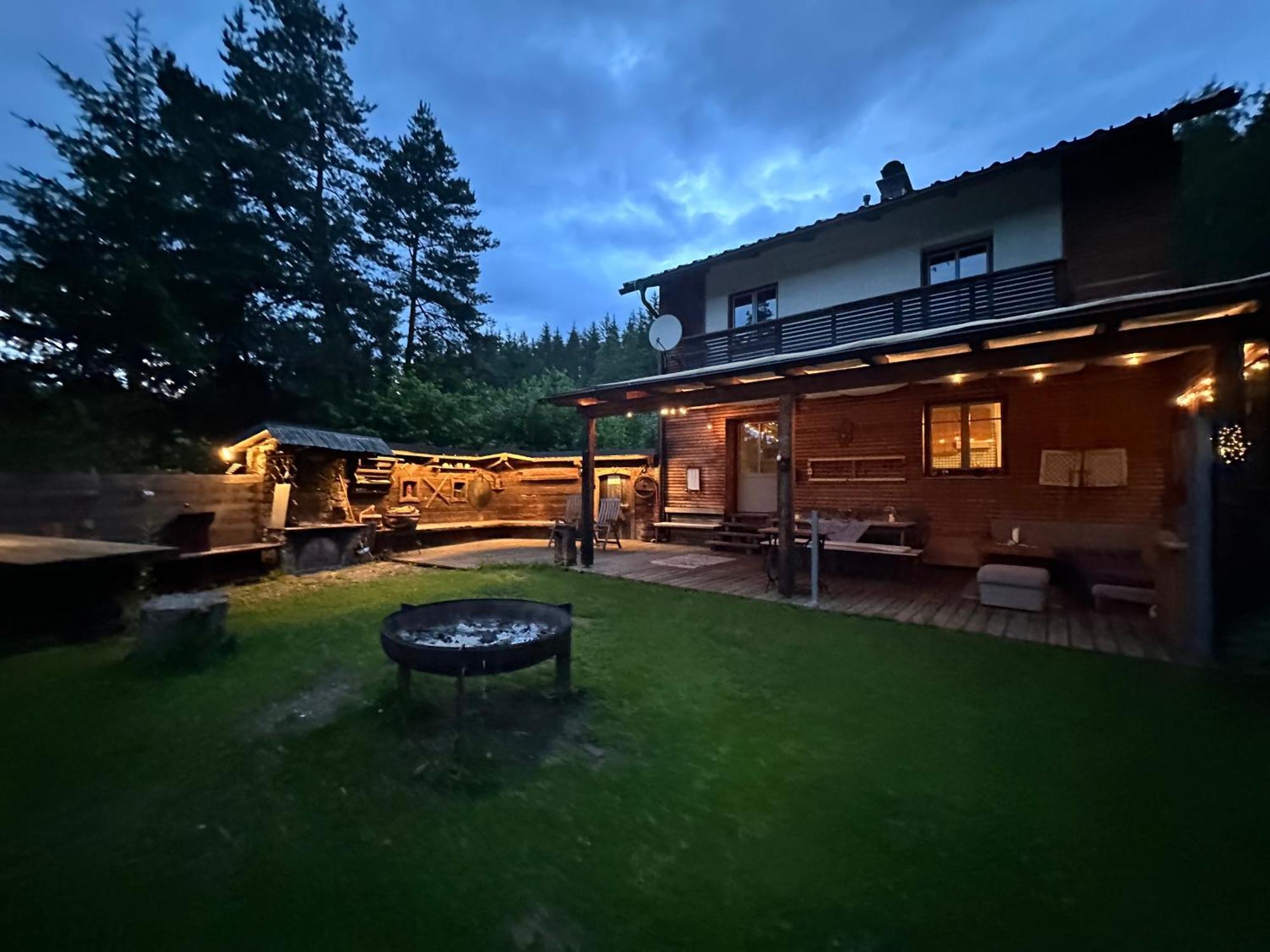 Ferienhaus Im Wald Edelschrott Exteriör bild