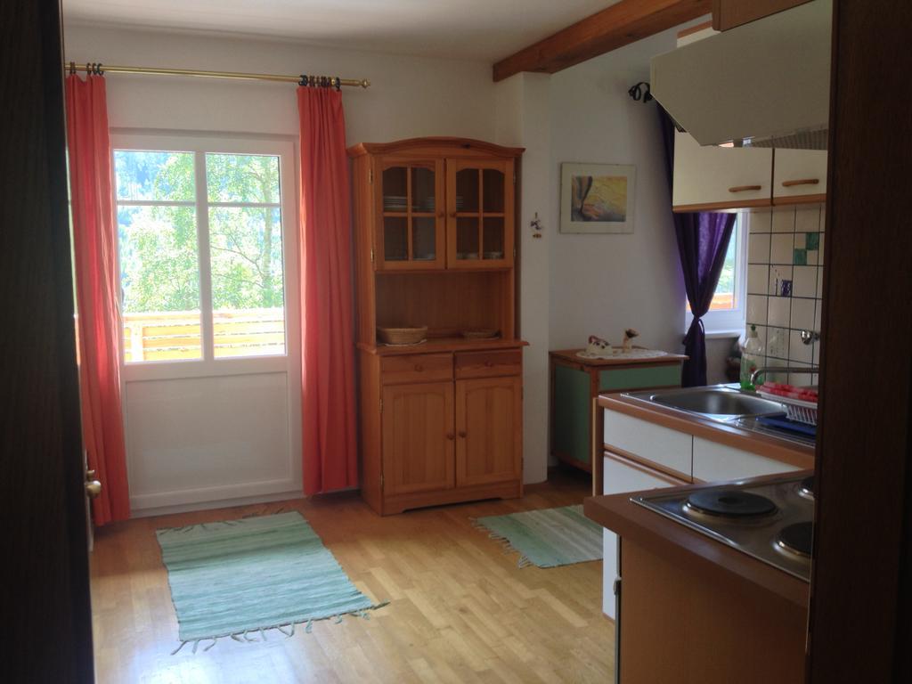 Ferienhaus Im Wald Edelschrott Exteriör bild