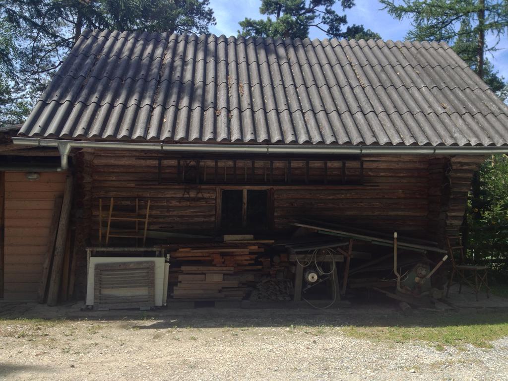 Ferienhaus Im Wald Edelschrott Exteriör bild